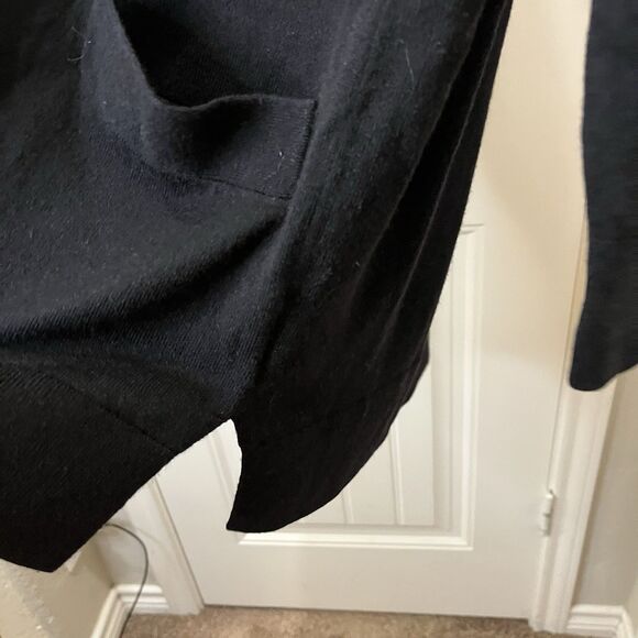 GAP Black Merino Wool Blend Button Up Cardigan Sweater Womens Size S NWT - Picture 4 of 9